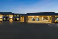 AmericInn by Wyndham la Crosse Riverfront Conference Center Hotels in Onalaska
