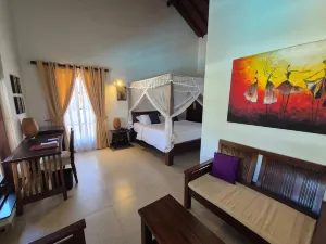 Imagine Villa Hotel