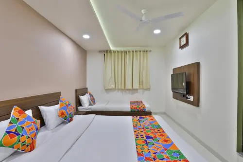 Hotel Nice vadodara