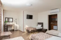 Velvet Hotel - Homestays