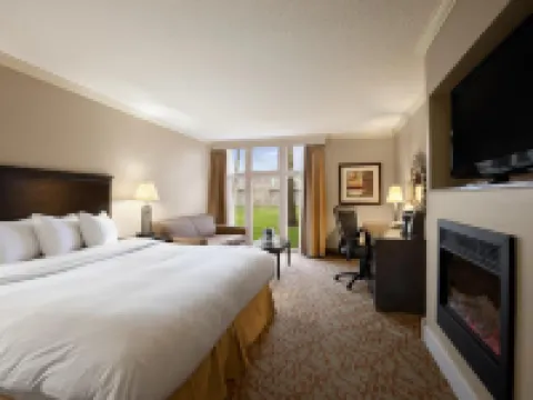 Ramada by Wyndham Cornwall Hoteles en Cornwall