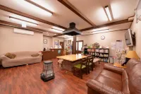 Lodge B&W - Pet-friendly