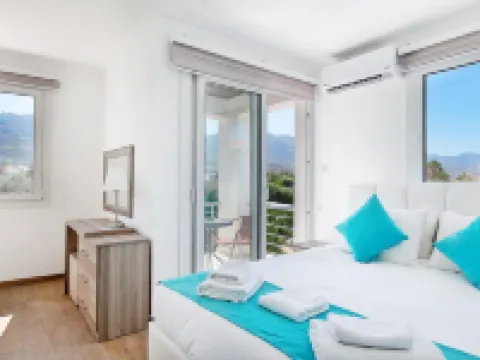 The Ship Inn Hotel Hotels in Kyrenia