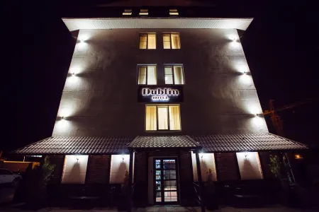 Дублин Отели рядом с достопримечательностью «Центральный Стадион»