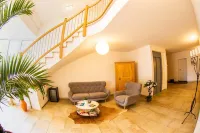 Landgasthof Hotel Sonne Röttingen - 駐車場