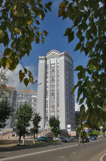 Палас (Palace) - С парковкой