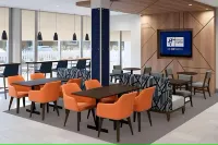 Holiday Inn Express & Suites FRESNO AIRPORT by IHG - Bữa sáng