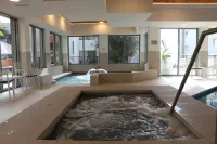 Cumberland Lorne Resort - Hot Tub
