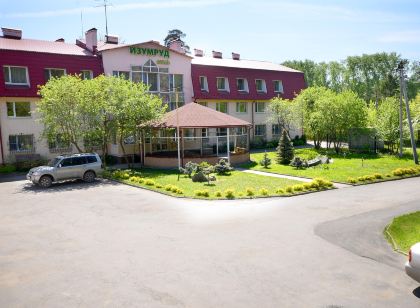 Izumrud Hotel