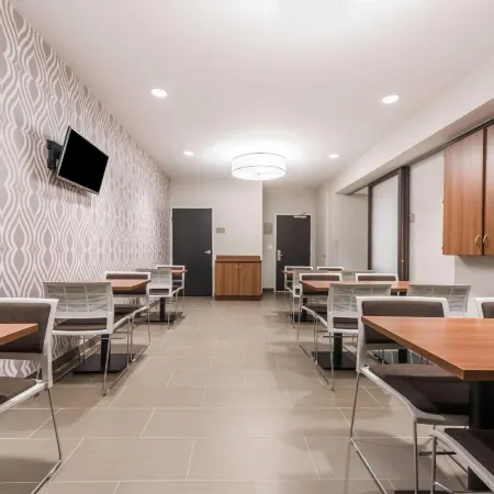 Microtel Inn & Suites by Wyndham Sweetwater
