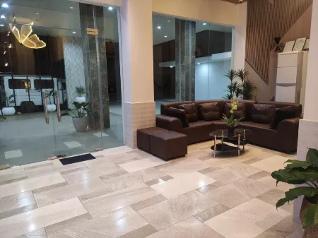 Vcdu Prince Hotel Inc Отели рядом с Аэропорт Банкаси