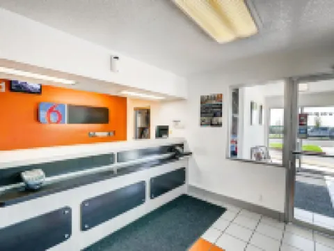 Motel 6 Thornton, CO ソーントンのホテル