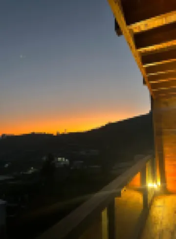Dringo Cabin House