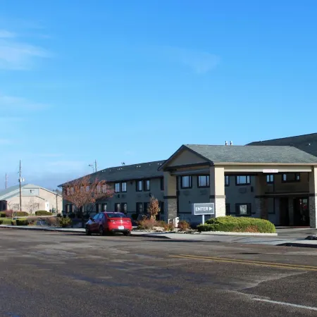 Red Lion Inn & Suites Ontario