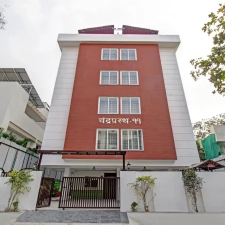 Treebo Chandraprasth Residency