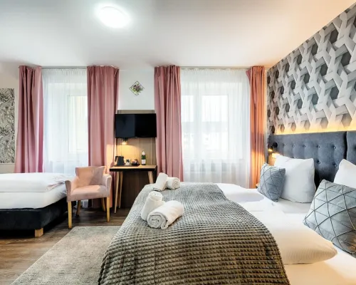 Home Hotel Hotels near Hafen