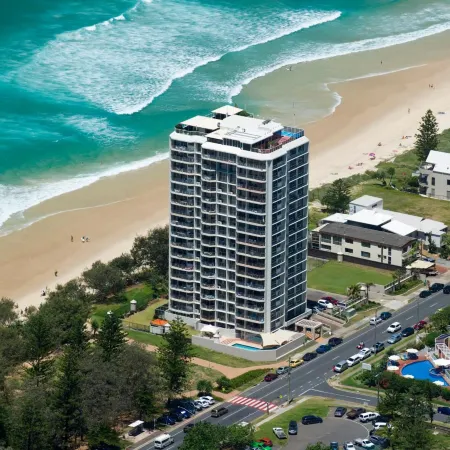 Golden Sands on the Beach - Absolute Beachfront Apartments