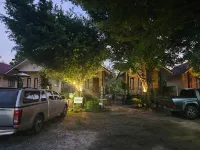 Bansuan Inthanon Resort - parcheggio