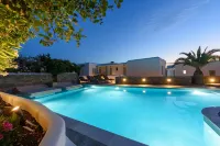 Hotel Manos - Pool