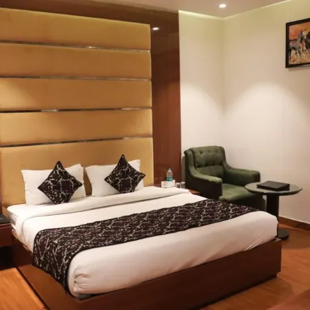 Grand Geet Hotels