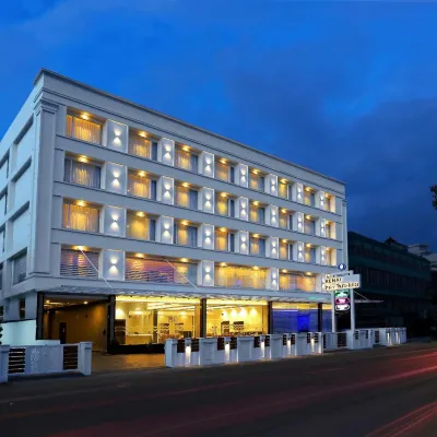 Renai Sreekrishna Hotels near Pannithadam Center Masjid