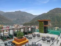 ZANA by the Ganges, Tapovan, Rishikesh - พร้อมWifi