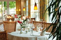 Hotel Kleine Strandburg - Adults Only - breakfast