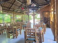 Loboc Cool River Resort - parking