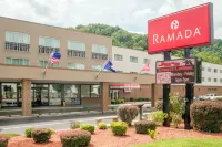 Ramada by Wyndham Paintsville Hotel & Conference Center Hotel di 