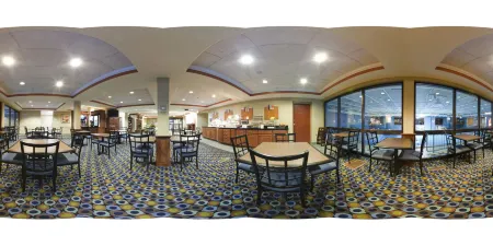 Holiday Inn Express Sault Ste. Marie Отели в г. Чиппева