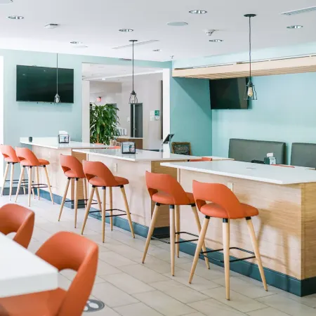Holiday Inn & Suites FAYETTEVILLE W-FORT BRAGG AREA by IHG