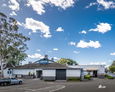 レイクビュー ホテル モーテル シェルハーバーのホテル