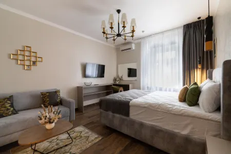 Shato City (Шато Сити)