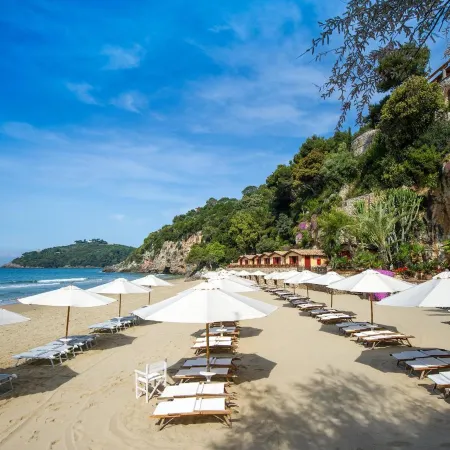 Aeneas' Landing Resort