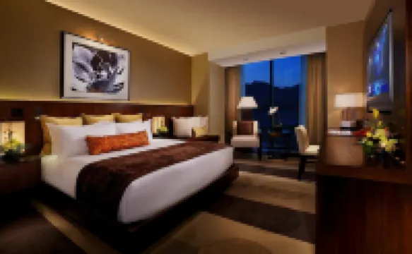 Aliante Casino & Hotel Hotels near Mountain Crest Disc Golf Course