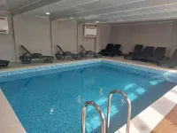 Spa Guest House Valentina - Kolam Renang