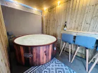 Osborne Luxury Hot Tub and Jacuzzi Suites - Kylpyammeita