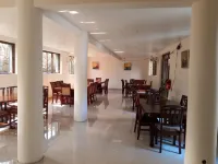 Discovery Courts Hotel