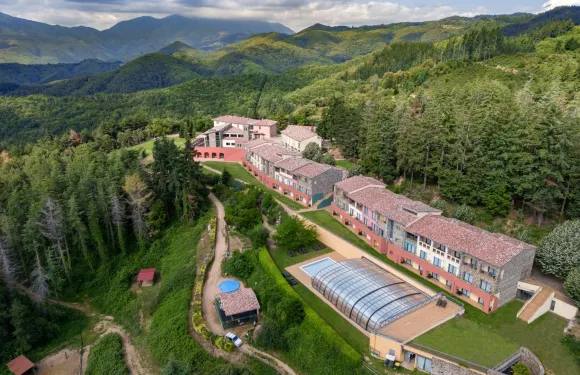 聖希拉里薩卡爾姆維拉爾鄉村酒店