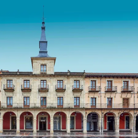NH Collection Leon Plaza Mayor