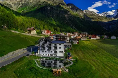 Hotel Gampen Hotels near Il Bunker Del Passo Palade