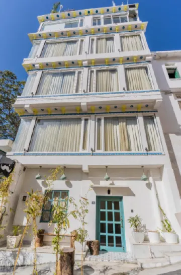 烏代布爾小鬍子奢華酒店 鄰近雨季宮殿的酒店