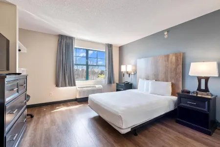 익스텐디드 스테이 아메리카 - 프리몬트 - 뉴어크