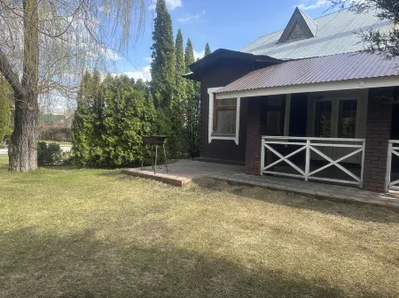 Славянская Деревня