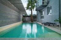 Xander Hotel