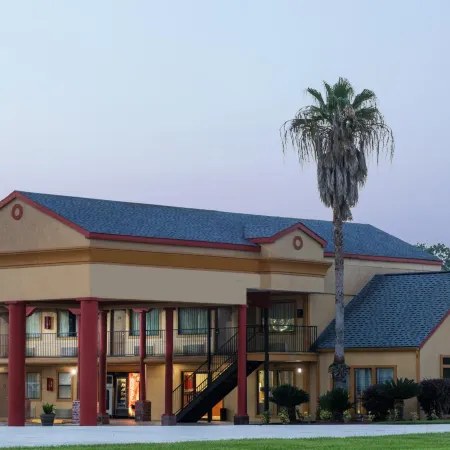 Studio 6 Suites Opelousas, LA