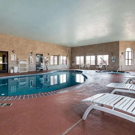 Comfort Inn & Suites