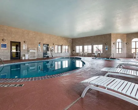 Comfort Inn & Suites