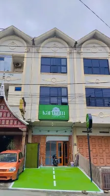 Kareem Syariah Hostel Bukittinggi Hotel di 