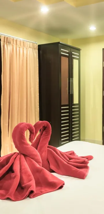 ห้องพักพร้อมระเบียง(เตียงคิงไซส์)